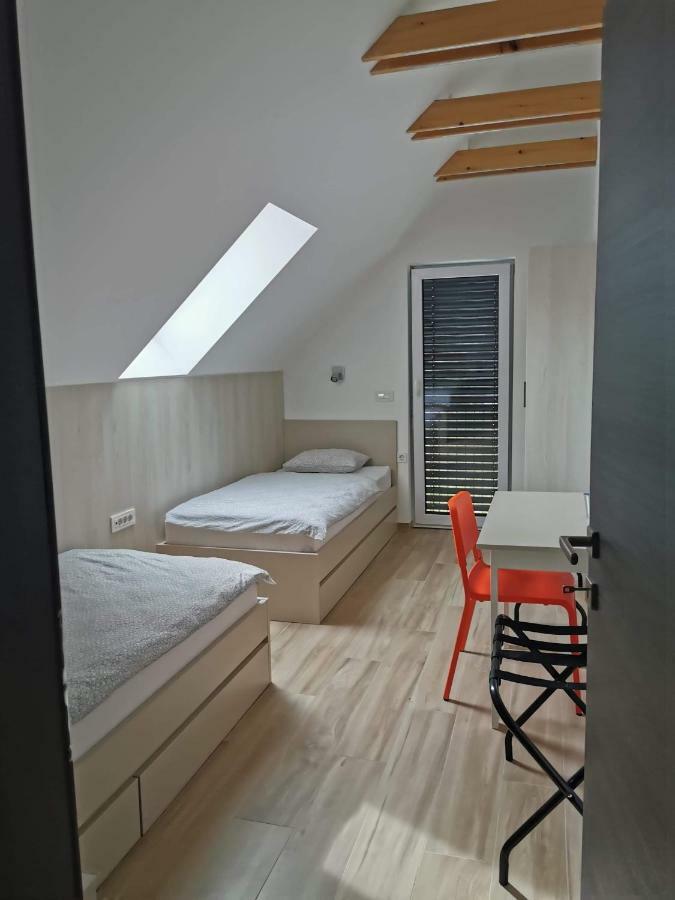 Brand New House Luna Bled Ngoại thất bức ảnh