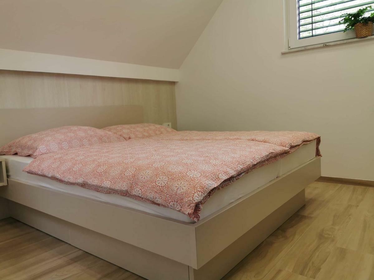 Brand New House Luna Bled Ngoại thất bức ảnh